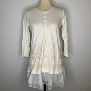 New LOGO by Lori Goldstein Embroidered Henley Slub Top with Tulle Hem | Size XXS